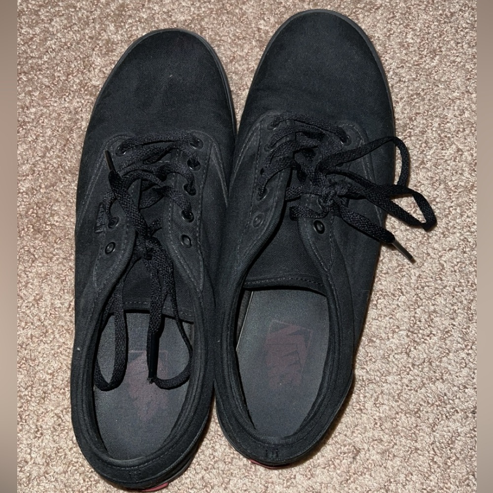 Women’s Size 9 Vans - Picture 3 of 7